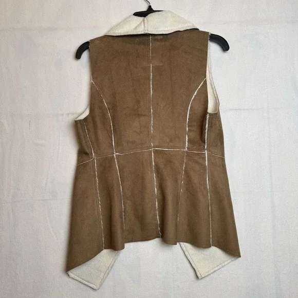 Me Jane Faux Leather Vest Fur Lined Size XS - Picture 7 of 7